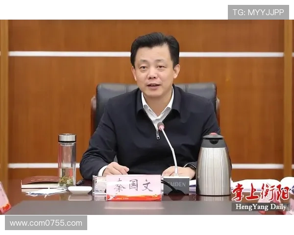 王敏的英雄联盟人生深度对话探秘游戏背后的梦想与坚持