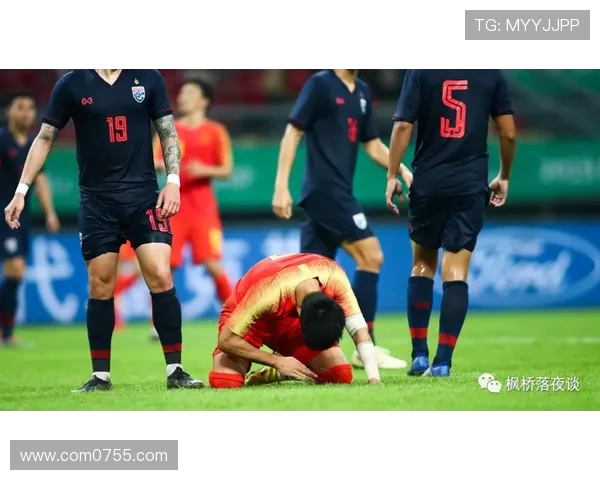 白帽队与洛杉矶FC的激烈对决展现足球魅力与战术智慧的巅峰较量