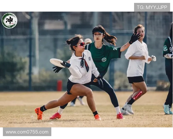 飞盘运动的魅力与挑战王敏分享她的飞盘生涯与成长故事